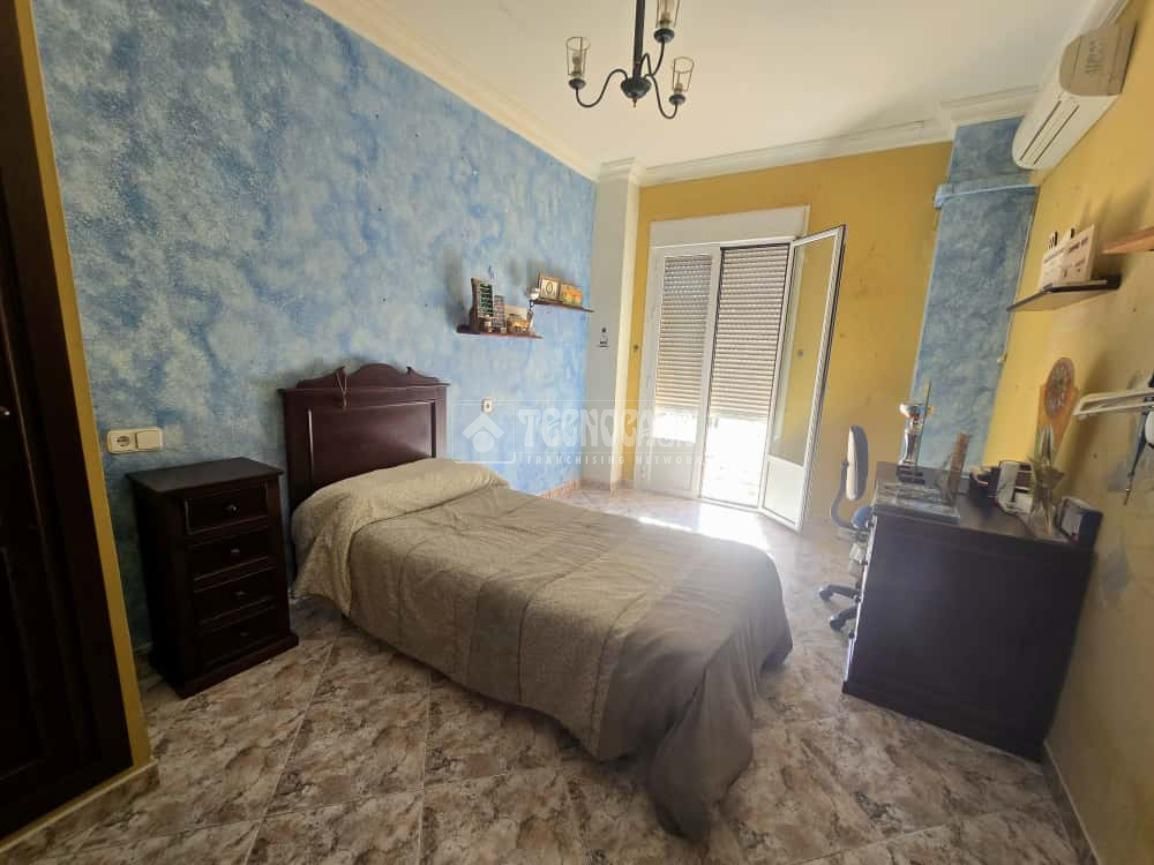 Bedroom of Single-family semi-detached for sale in Morón de la Frontera  with Air Conditioner and Balcony