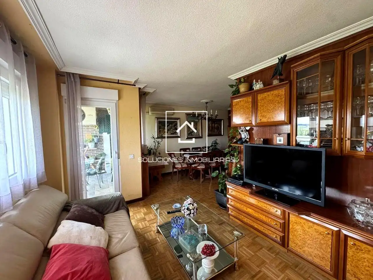 Living room of Flat for sale in Rivas-Vaciamadrid
