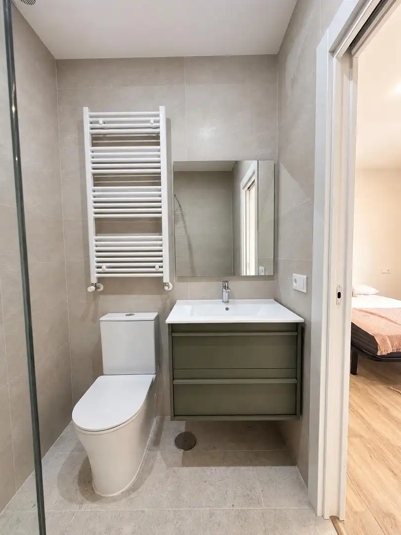 Baño de Piso en venta en Santander con Calefacción