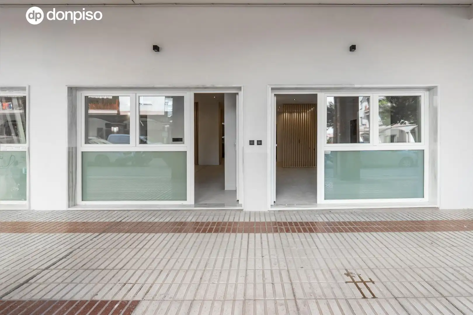 Außenansicht von Loft zum Verkauf in Granada mit Klimaanlage und Heizung