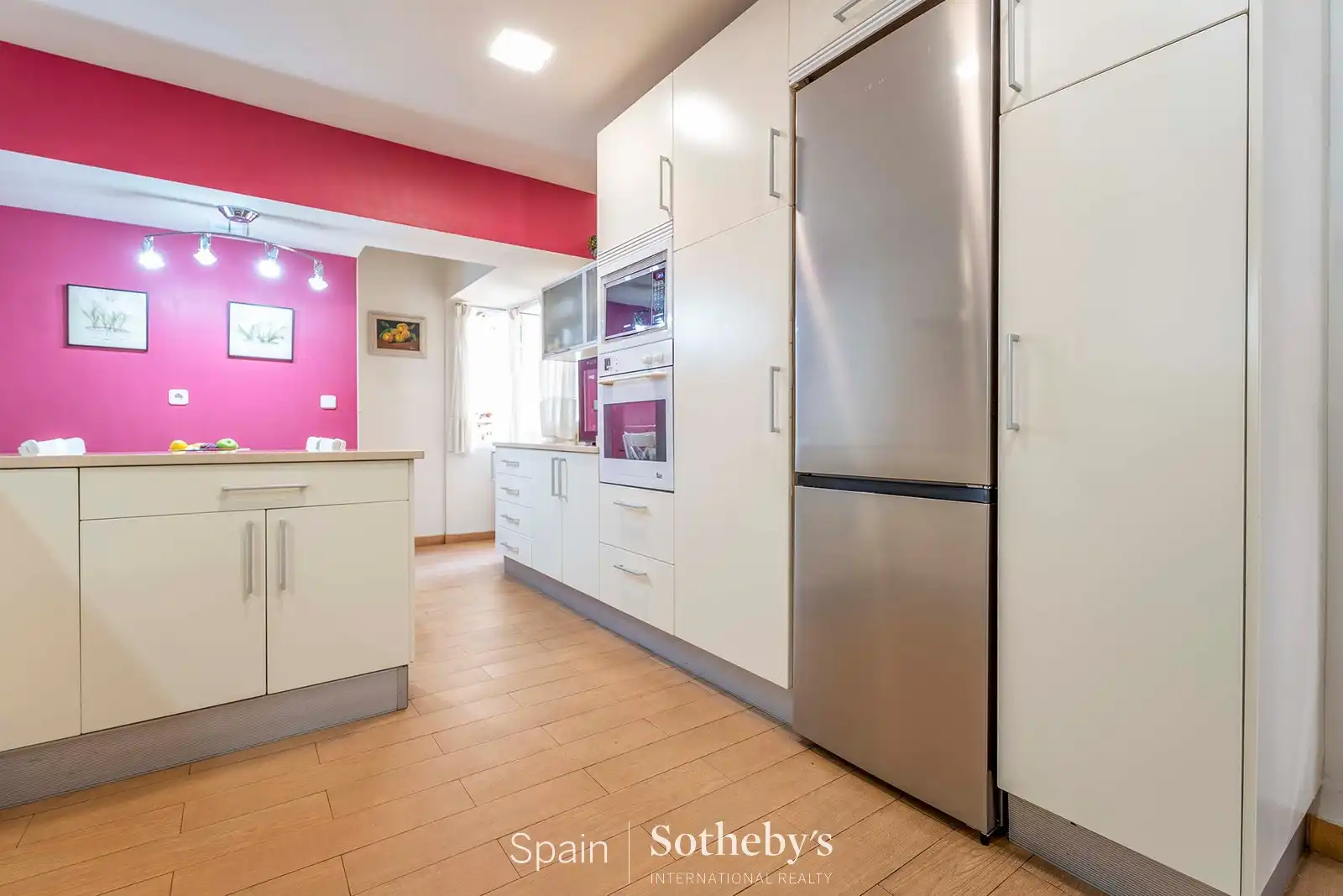 Cocina de Apartamento en venta en Madrid con Aire acondicionado, Calefacción y Terraza