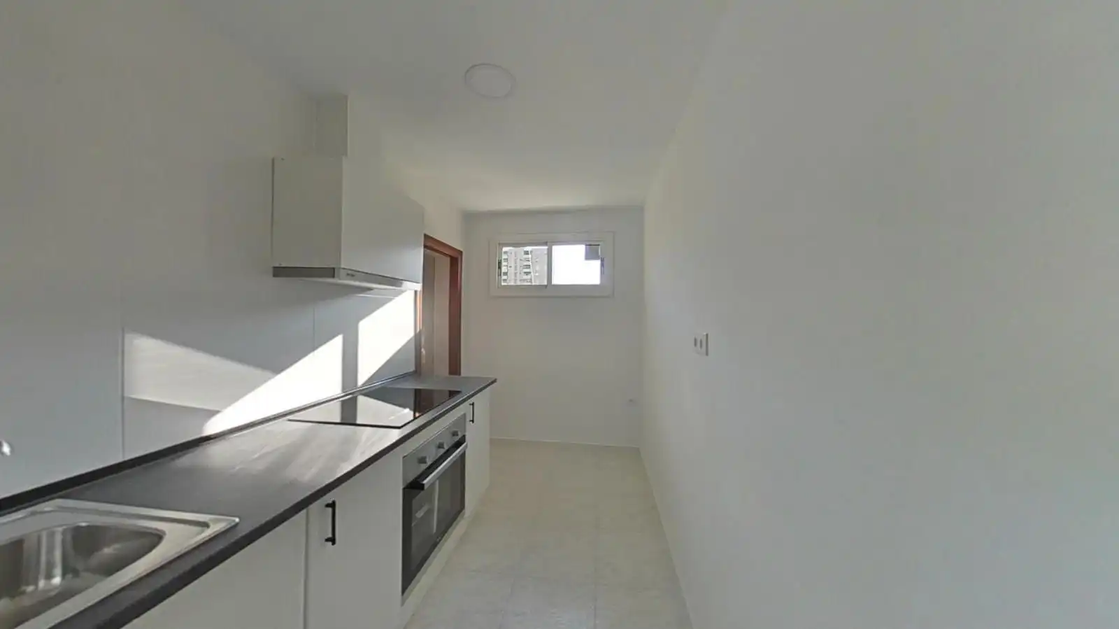 Küche von Wohnung zum Verkauf in Sabadell mit Terrasse und Balkon