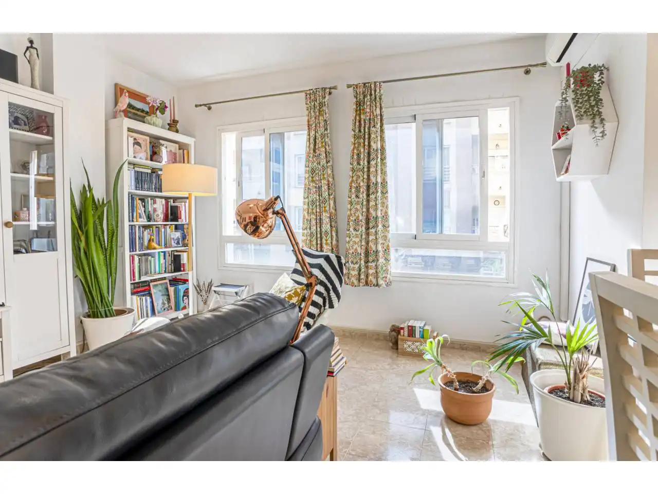 Sala de estar de Piso en venta en Rincón de la Victoria con Aire acondicionado