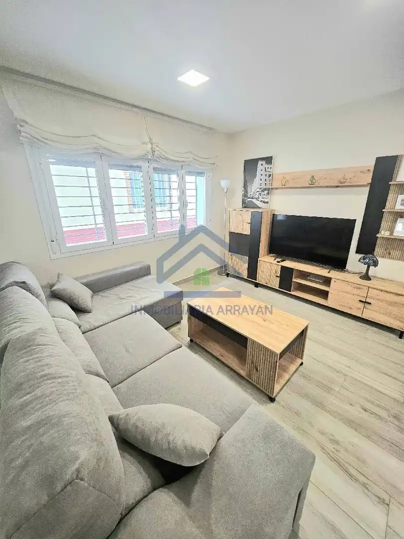 Living room of Houses for rent in La Zubia Ciudad