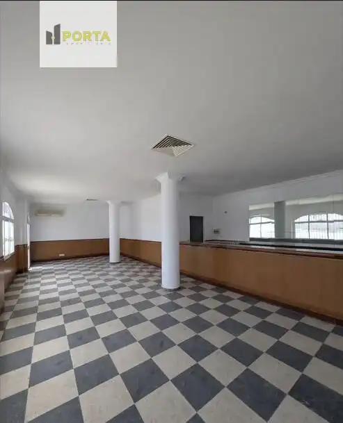 Local comercial en venta en Centro - Calzada - Cabo Noval, imagen 2