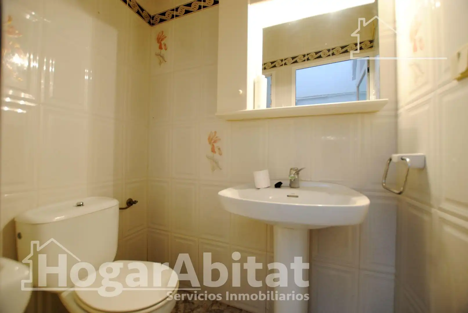 Baño de Casa o chalet en venta en Tavernes de la Valldigna con Terraza, Trastero y Amueblado