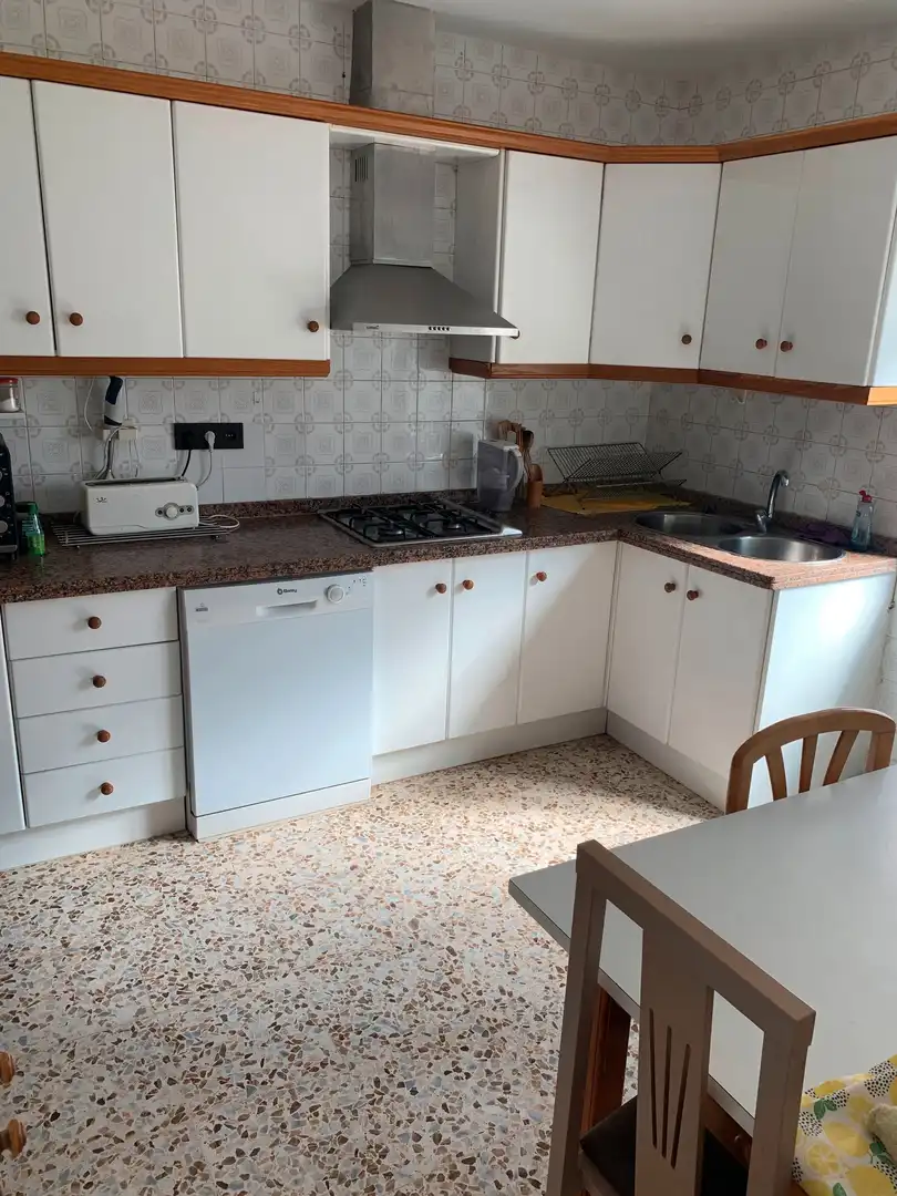 Cuina de Casa o xalet en venda en Vélez-Málaga amb Aire condicionat, Terrassa i Traster