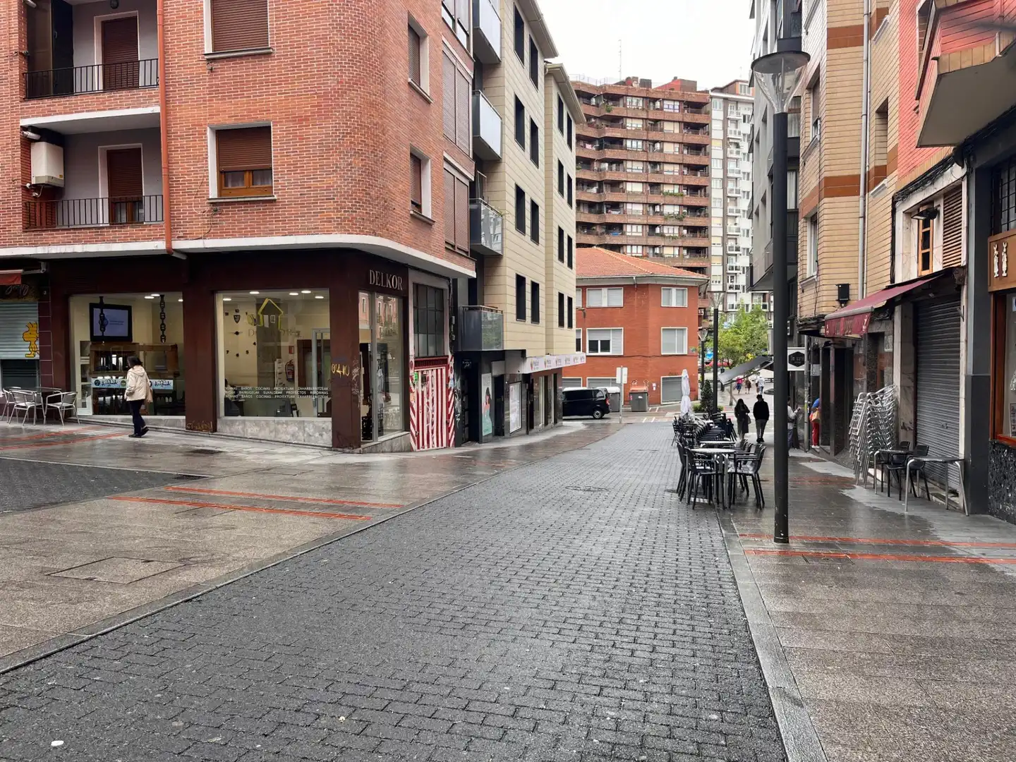 Vista exterior de Local de alquiler en Basauri 