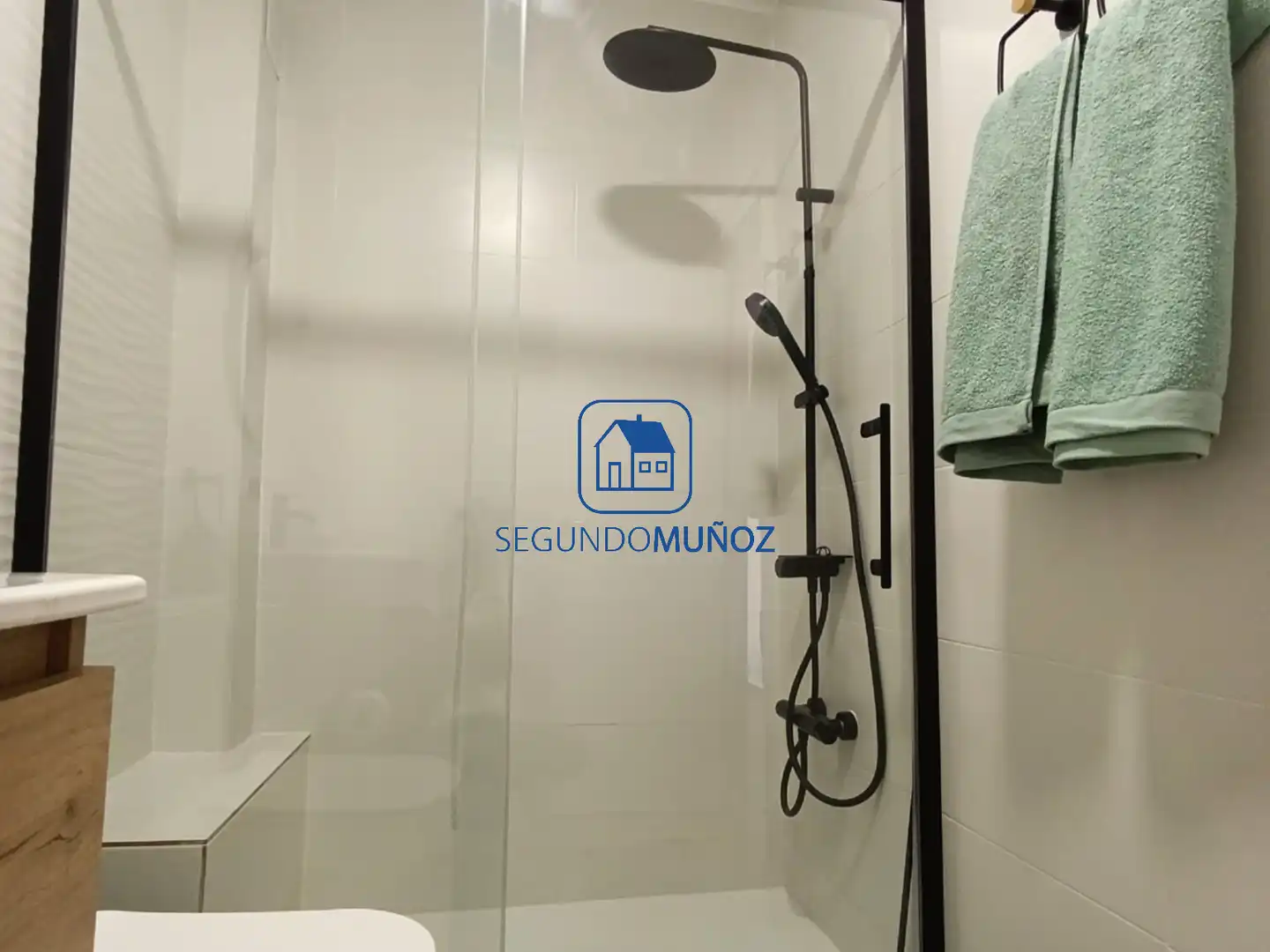 Bany de Apartament en venda en Mazarrón amb Terrassa, Traster i Piscina comunitària