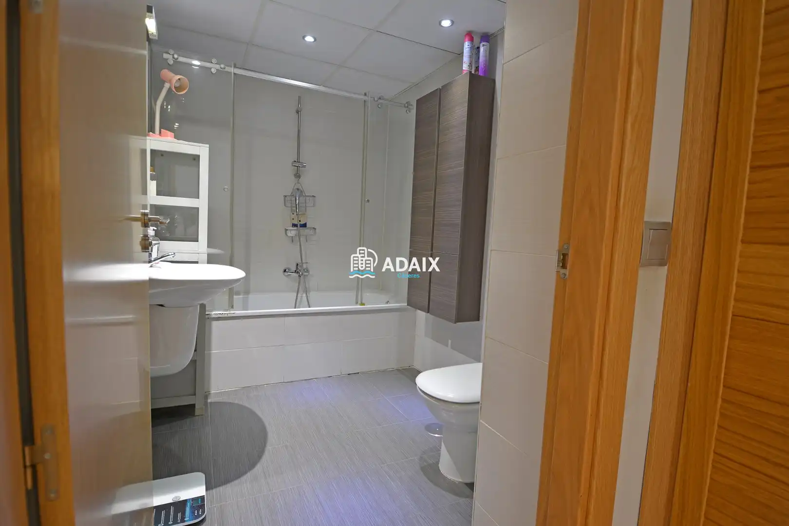 Bathroom of Duplexes for rent in Cáceres  with Terrace