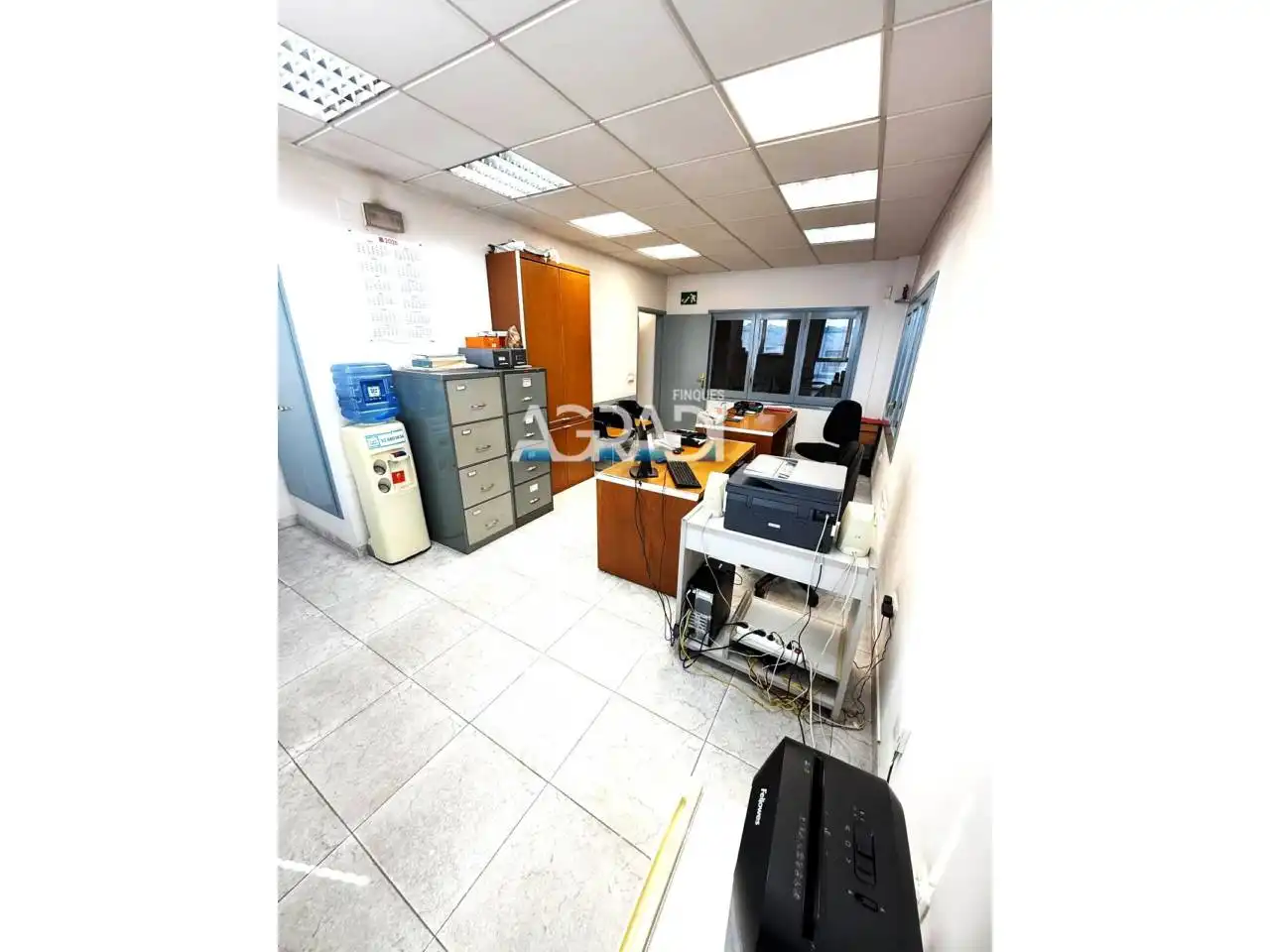Nau industrial en venda en Canovelles