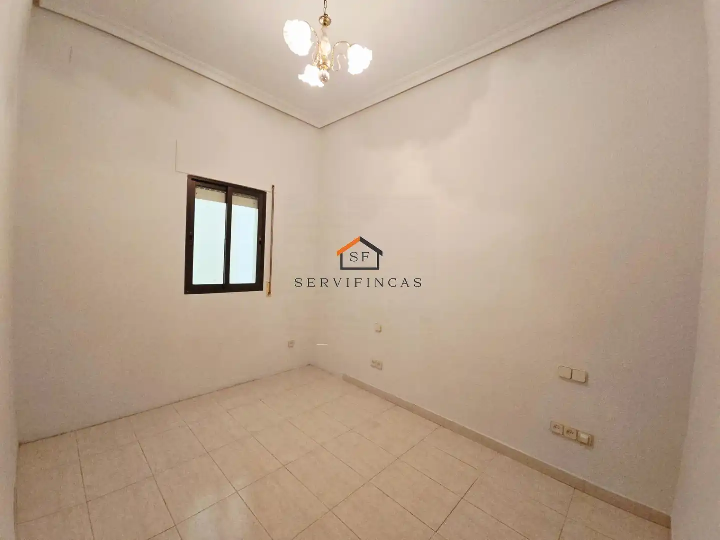 Piso en venta en Madrid con Calefacción