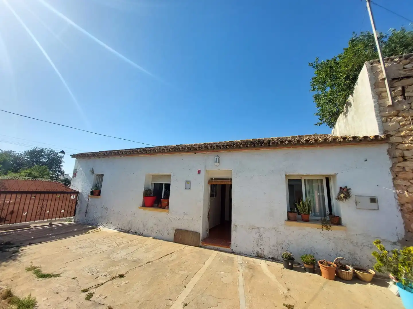 Vista exterior de Casa adosada en venta en Dénia con Jardín privado y Amueblado