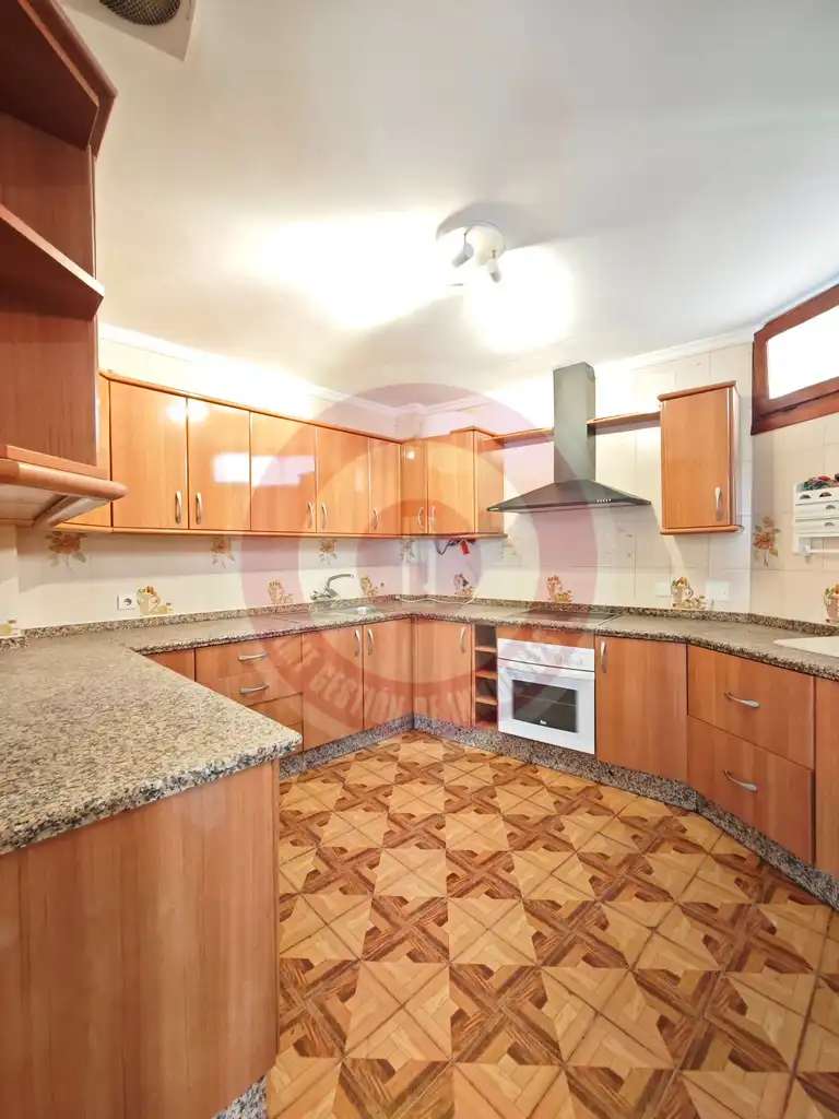 Cuina de Casa o xalet en venda en Vélez-Málaga amb Aire condicionat i Terrassa