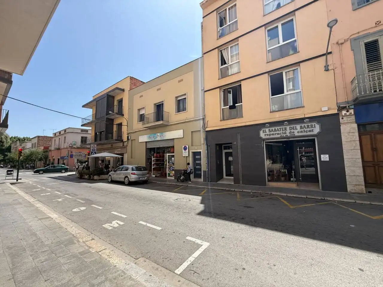 Vista exterior de Pis en venda en Figueres