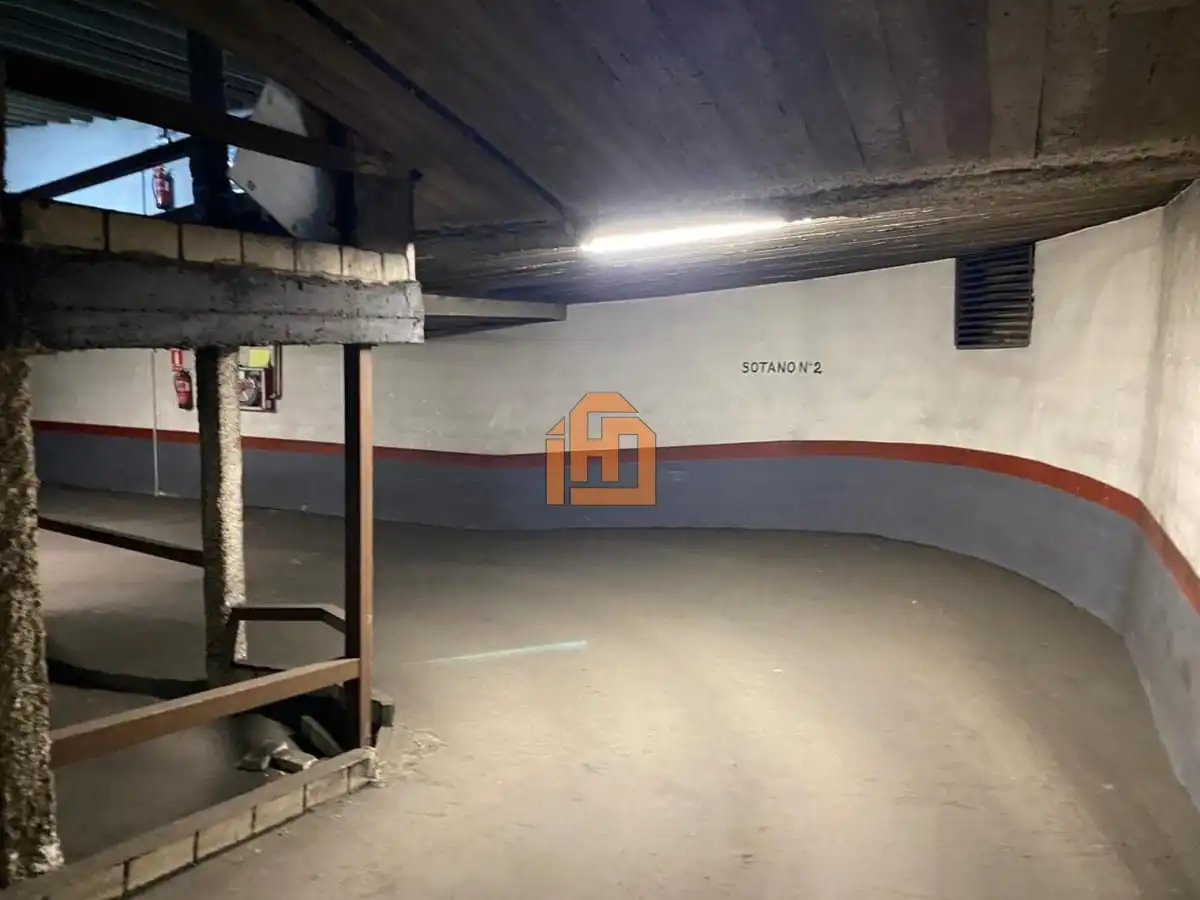 Einzelparkplatz zur Miete in Calle Juan Madrazo, imagen 3