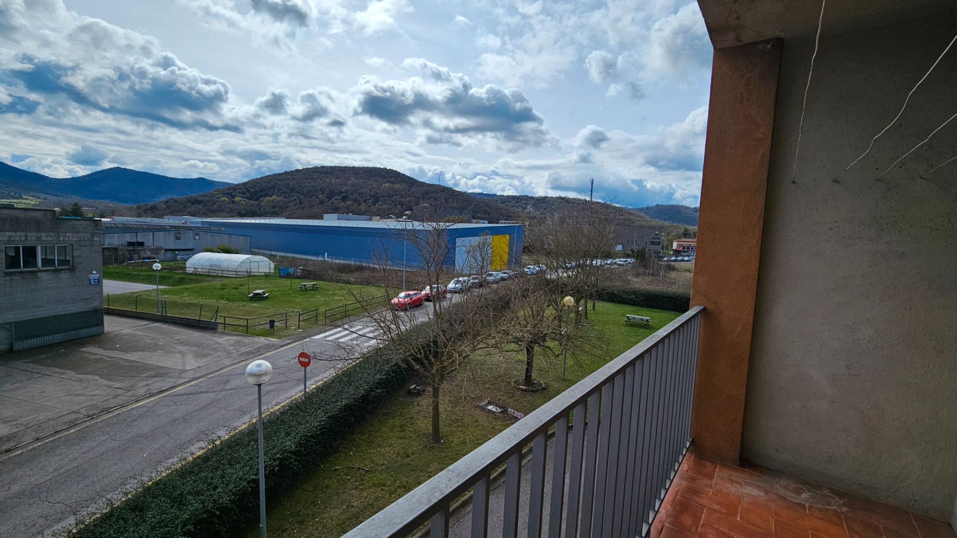 Vista exterior de Piso en venta en Sant Joan Les Fonts con Balcón