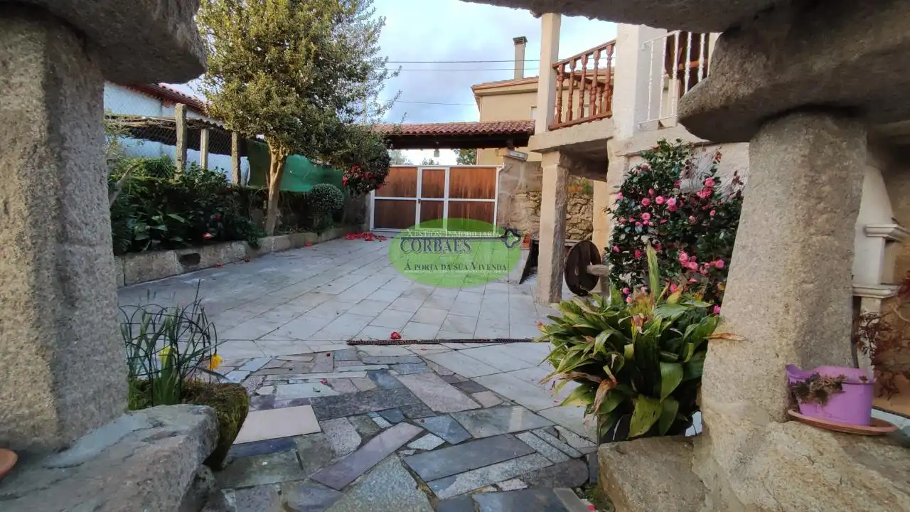 Terrassa de Casa o xalet en venda en Paderne de Allariz amb Calefacció, Jardí privat i Parquet