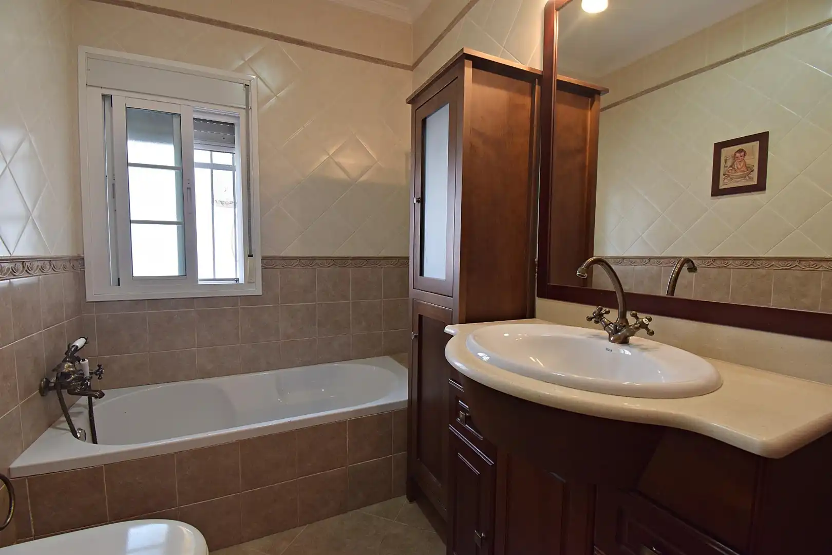 Bathroom of Houses for sale in Jerez de la Frontera  with Air Conditioner and Private garden