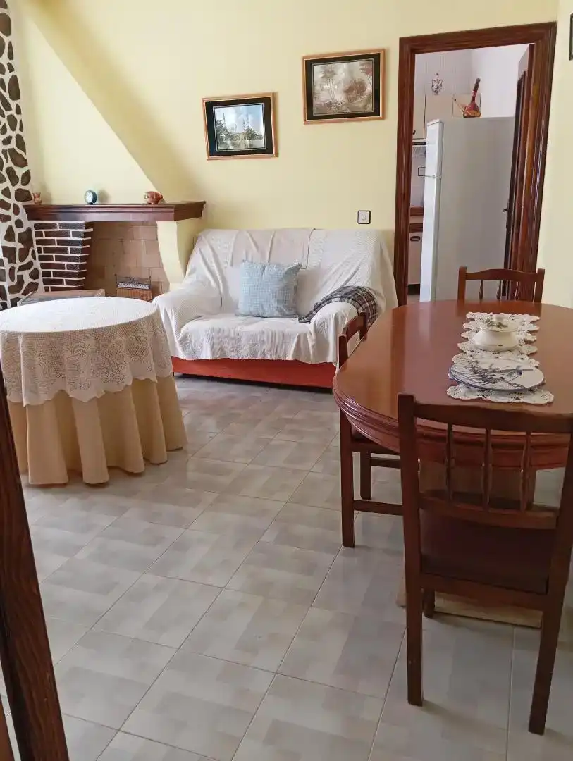 Living room of Flat for rent in El Cañavate    with Air Conditioner, Furnished and Oven
