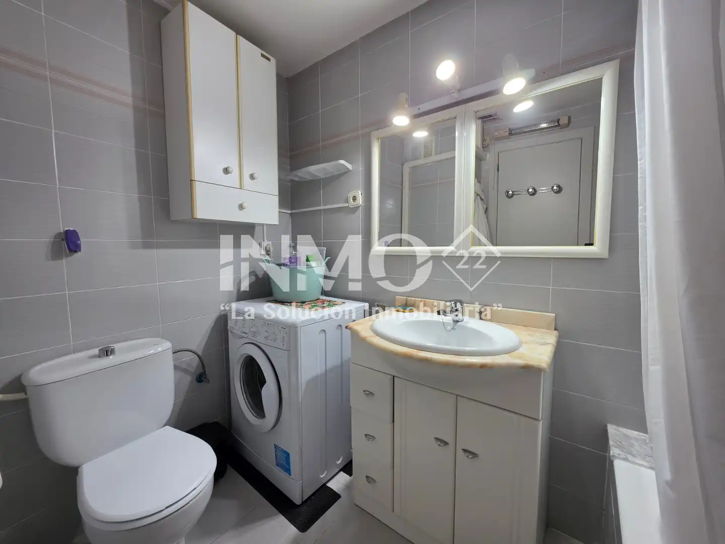 Bathroom of Apartments for sale in Cambrils  with Air Conditioner, Terrace and Furnished