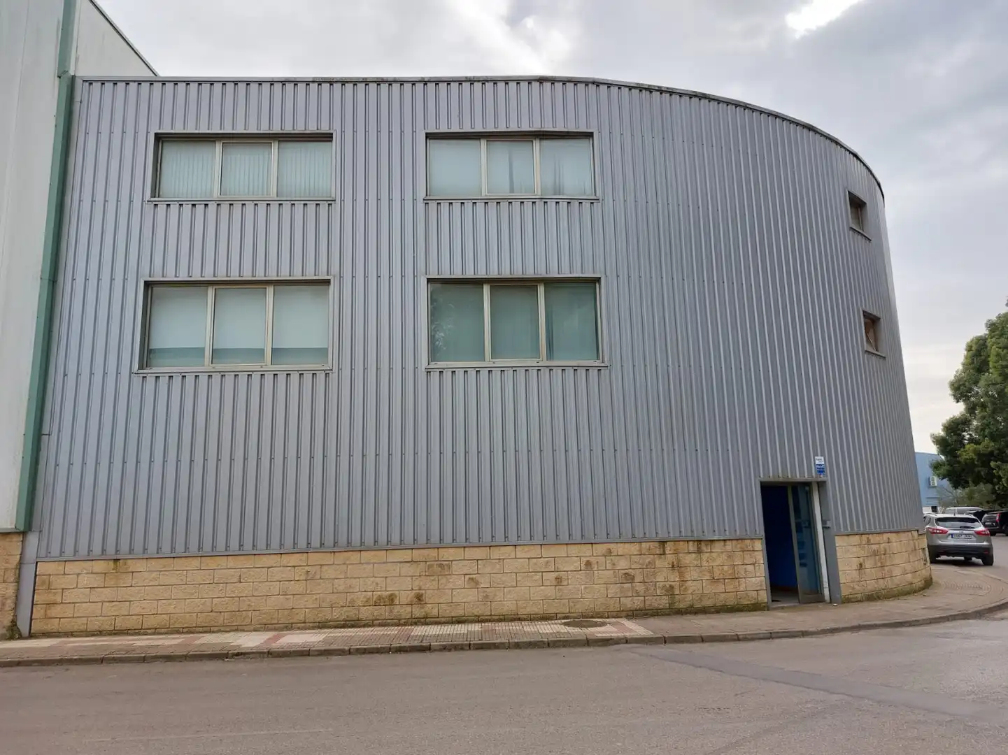 Exterior view of Office for rent in Camargo