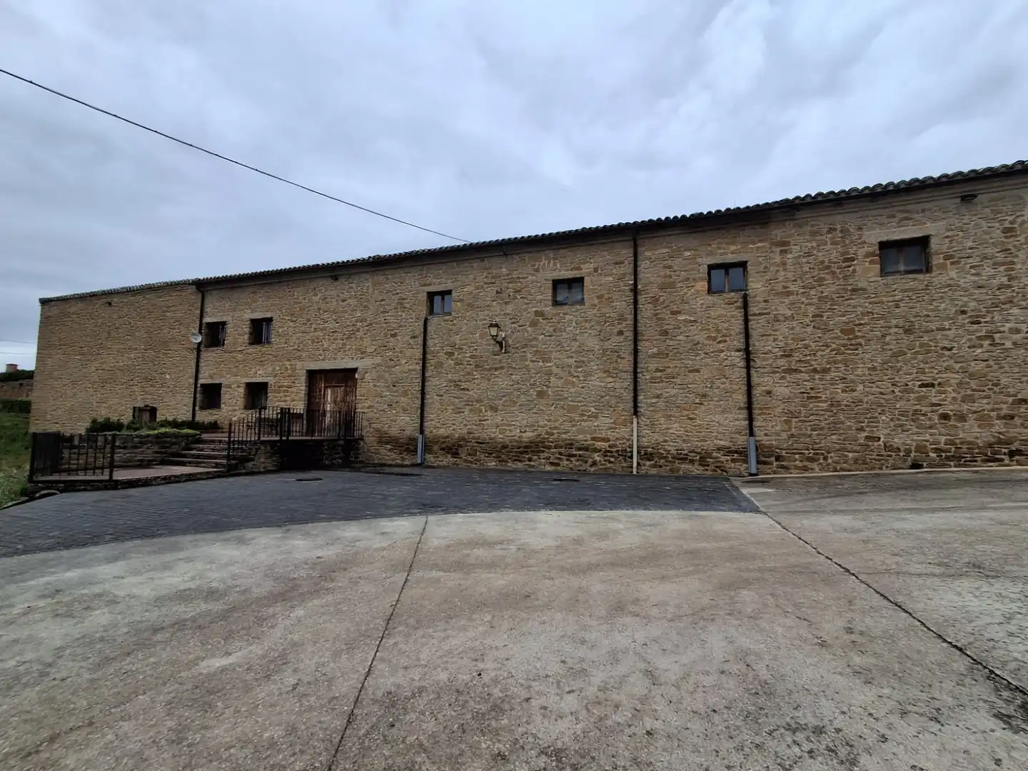 Vista exterior de Casa adosada en venta en Eslava con Calefacción, Terraza y Amueblado