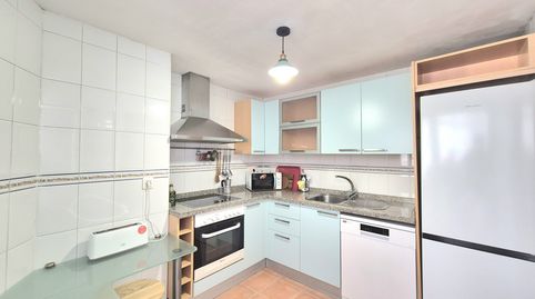 Foto 5 de Ático de alquiler en Playa Bajadilla - Puertos, Marbella