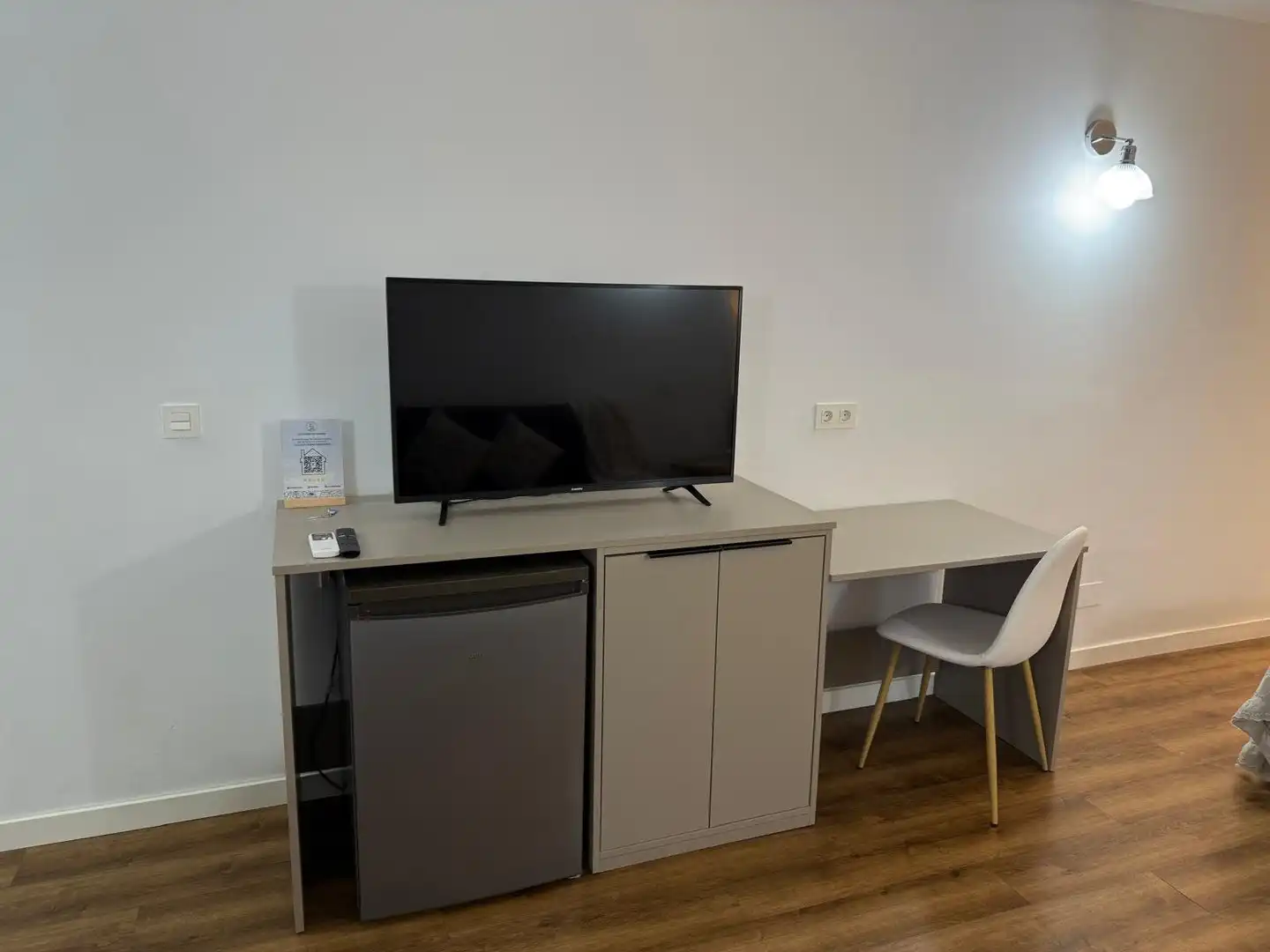 Schlafzimmer von Wohnung zum Verkauf in Valencia mit Klimaanlage, Parkett und Alarm