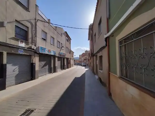 Casa adosada en venda a Avda Cehegin, Bullas