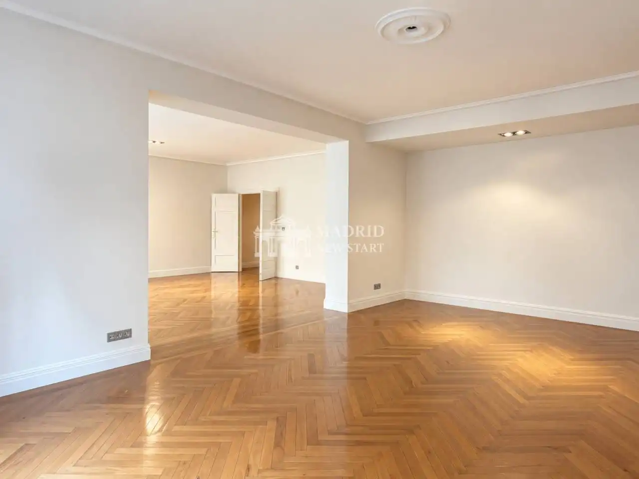 Flat for rent in Madrid  with Air Conditioner, Heating and Parquet flooring