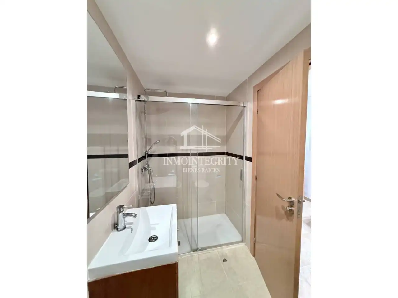 Apartamento con piscina en venta en Avenida Central 14, imagen 26
