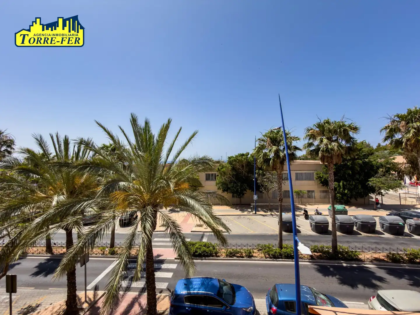 Exterior view of Flat for sale in Almería  with Air Conditioner and Terrace