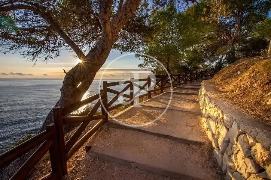 Piso en venta en Av. Rosa de los Vientos, Zona Levante - Playa Fossa