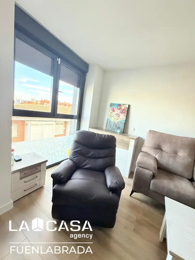 Appartamento con terrazza in vendita a Calle de Madrid, imagen 3