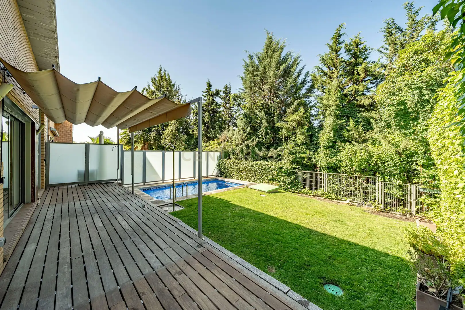 Terrassa de Casa o xalet en venda en Pozuelo de Alarcón amb Aire condicionat, Jardí privat i Piscina