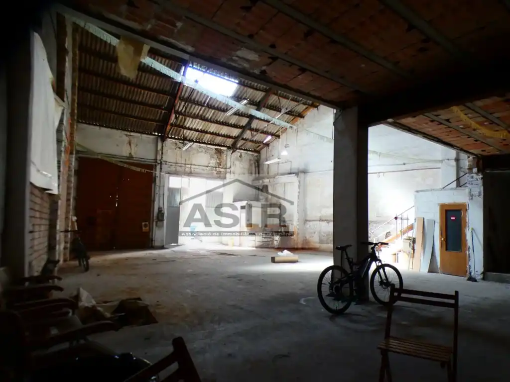 Business premises for sale in Casc Urbà, imagen 15