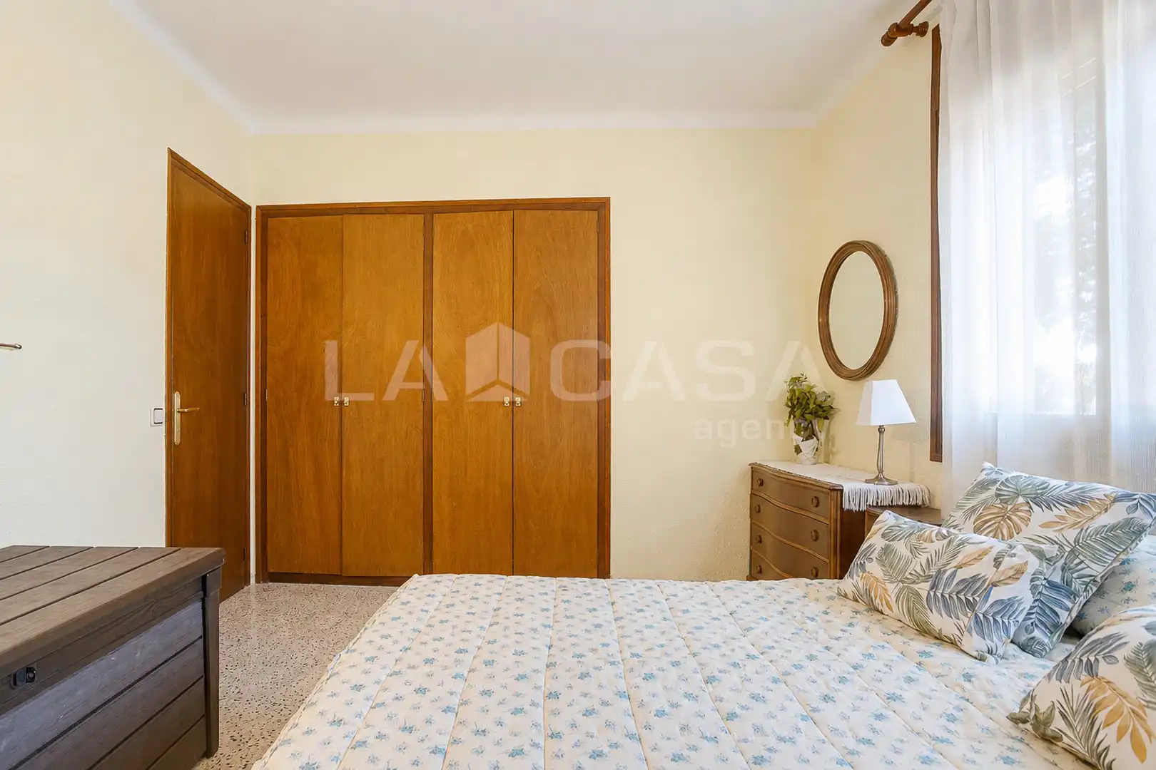 Dormitori de Casa o xalet en venda en Llinars del Vallès amb Jardí privat, Forn i Internet