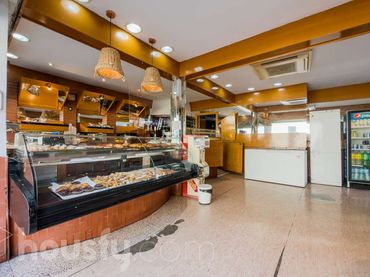 Local comercial en venta en Calle Andalucia .