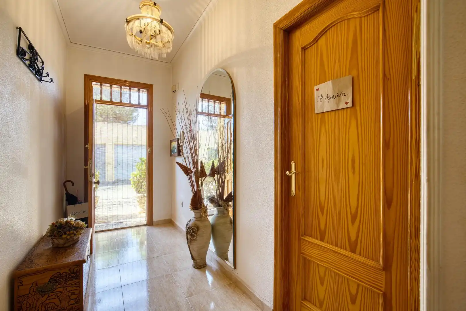 Villa con piscina in vendita a Calle Barrio lo marques la matanza 17 CV-868, imagen 6