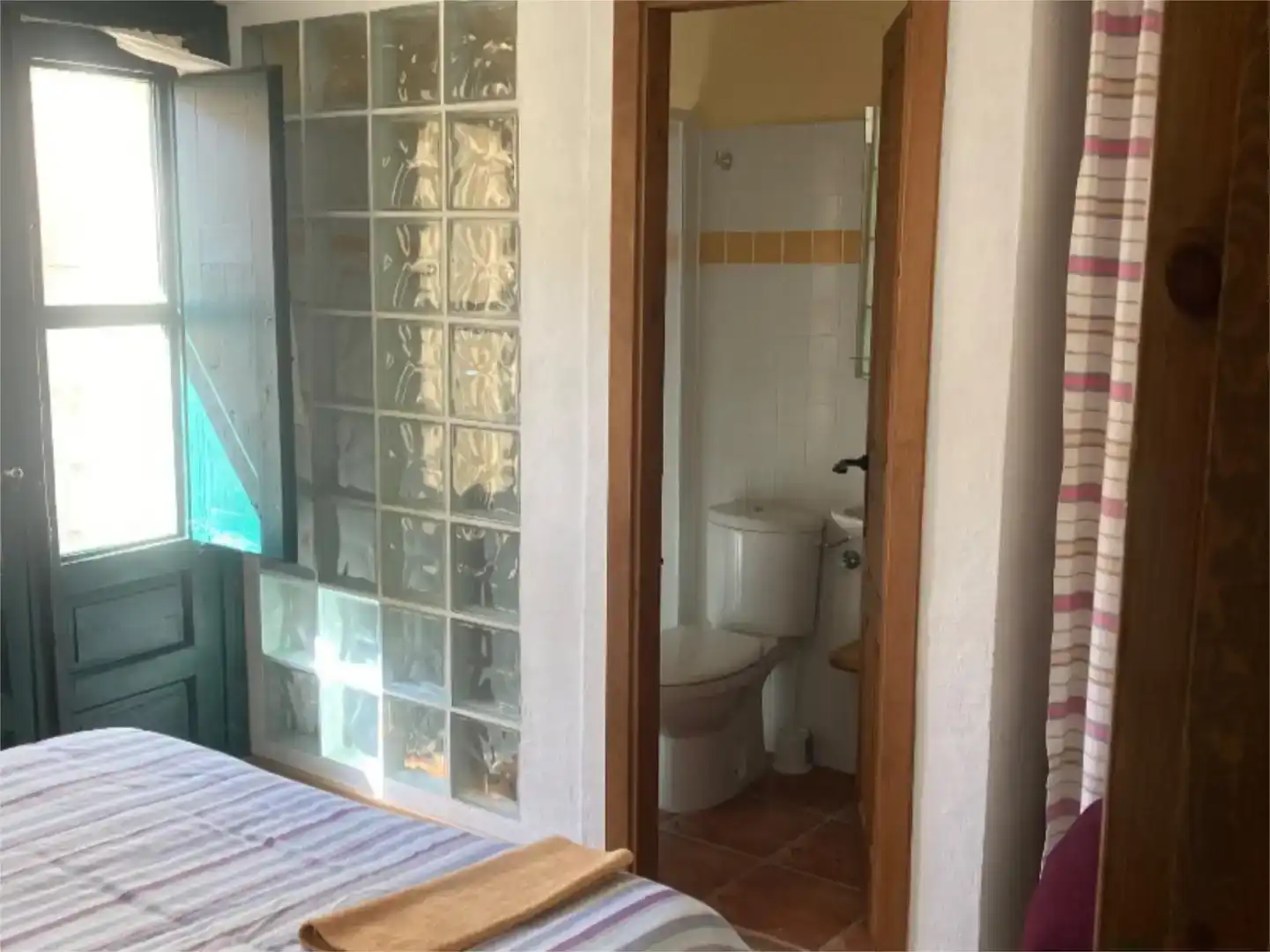 Baño de Piso en venta en Valdemadera con Jardín privado, Trastero y Amueblado