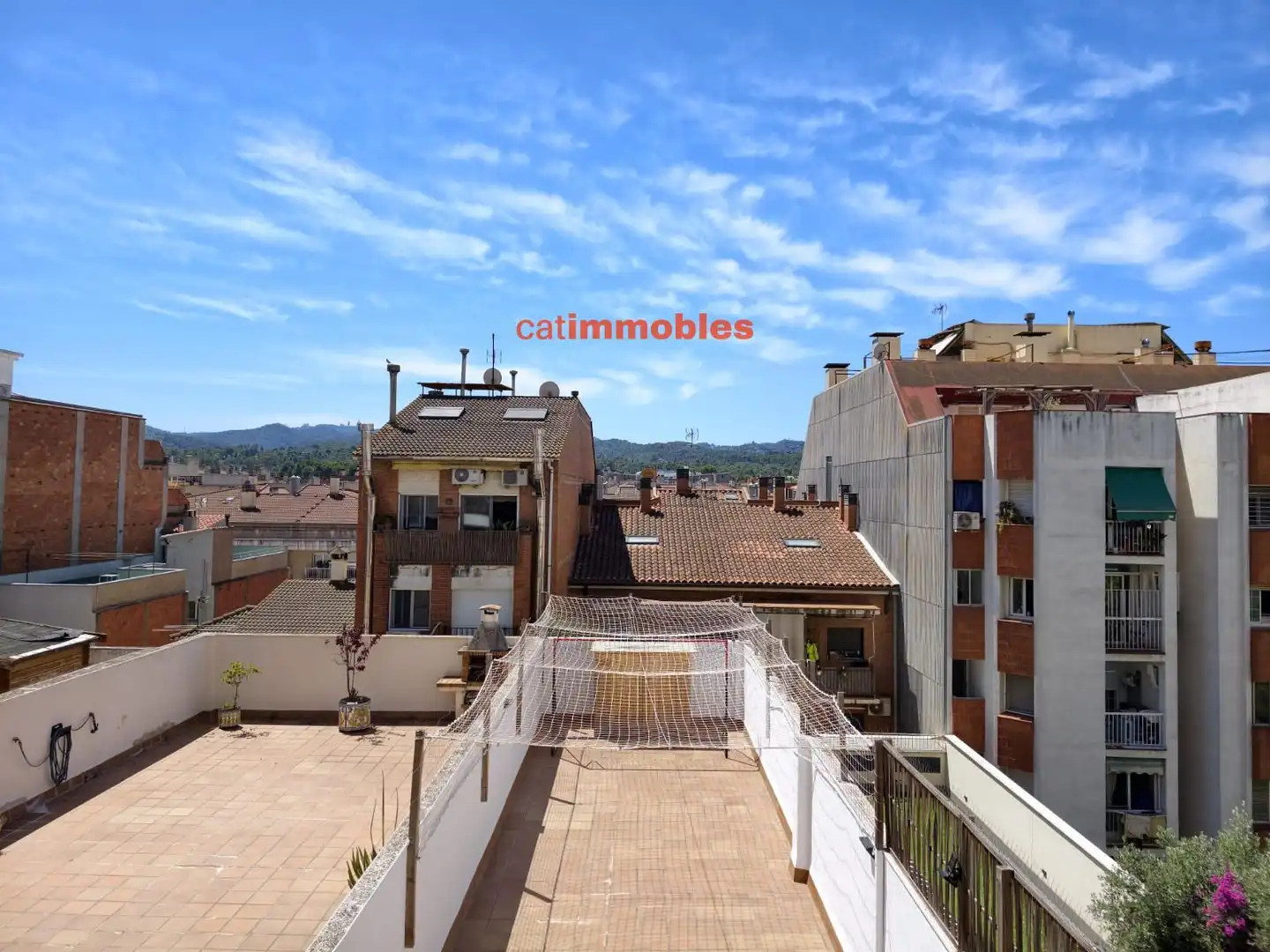 Exterior view of Duplexes for sale in Sant Cugat del Vallès  with Air Conditioner, Heating and Terrace