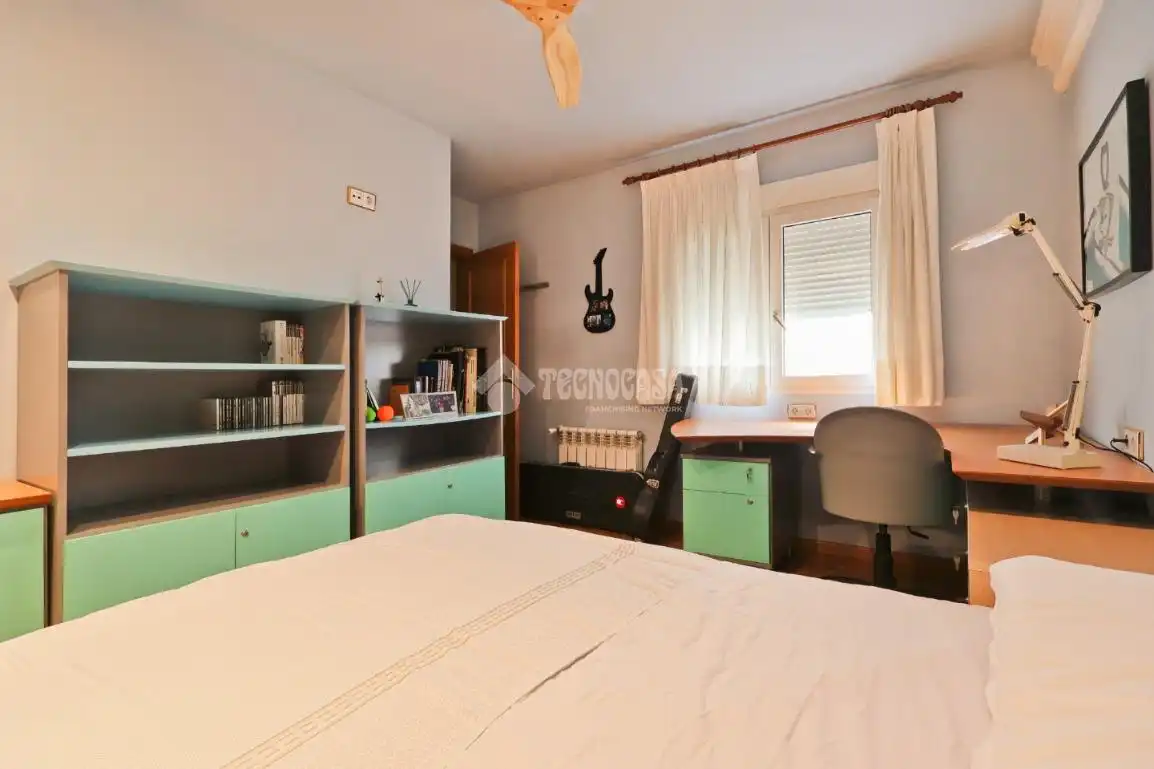 Dormitori de Pis en venda en Sagunto / Sagunt amb Aire condicionat, Calefacció i Terrassa