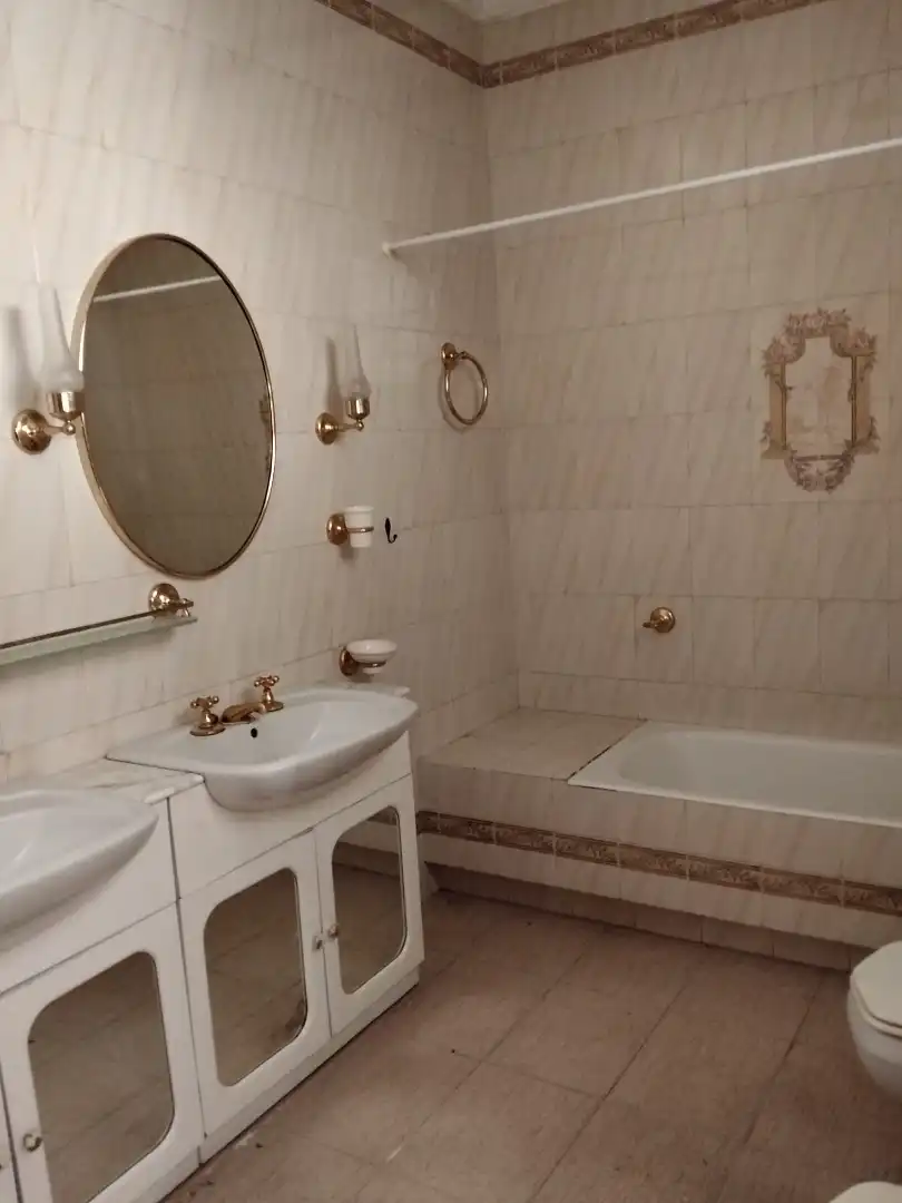 Baño de Casa adosada en venta en Jabugo con Jardín privado