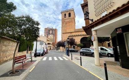 Vista exterior de Casa adosada en venda en Quintanar de la Orden amb Calefacció