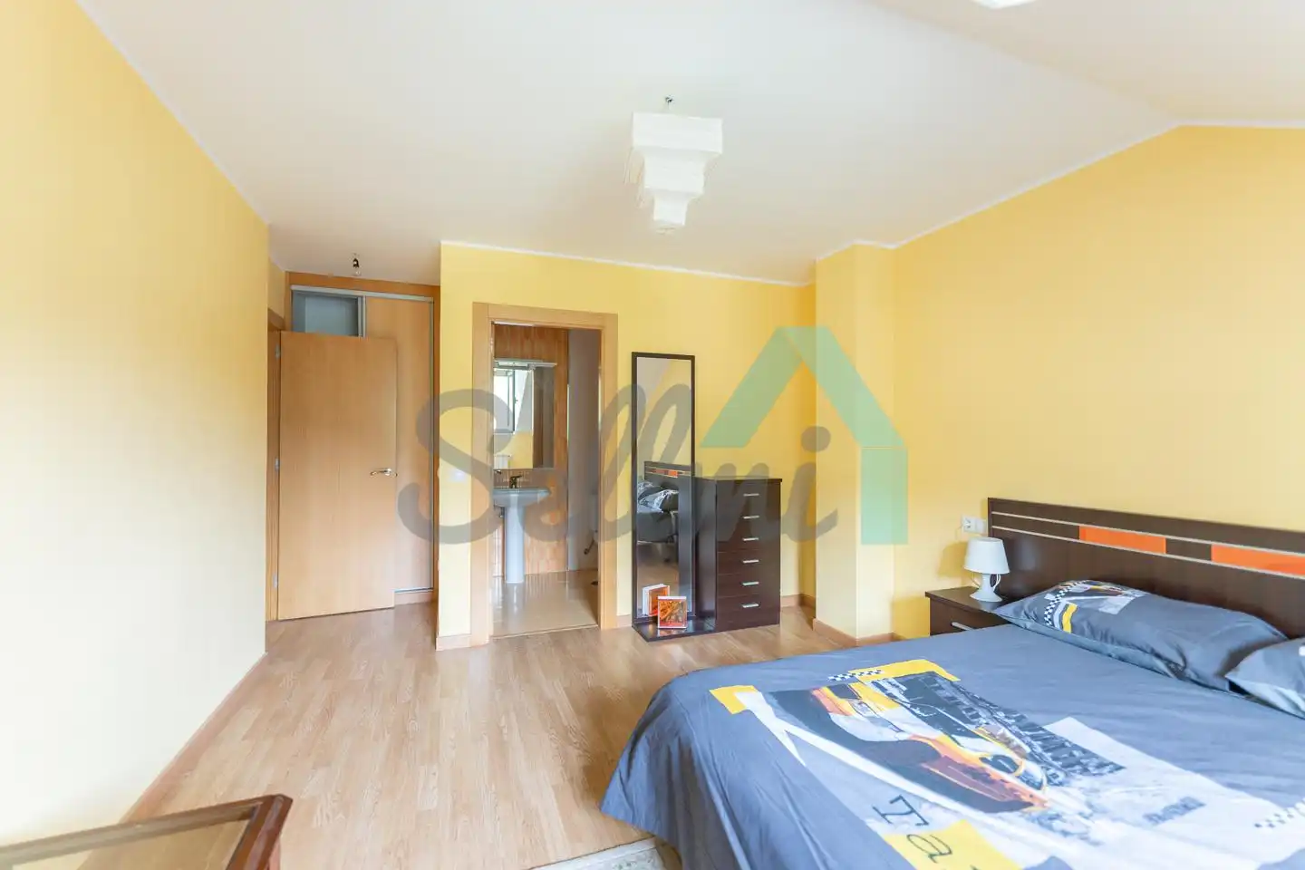 Schlafzimmer von Wohnung zur Miete in Aller mit Heizung und Möbliert