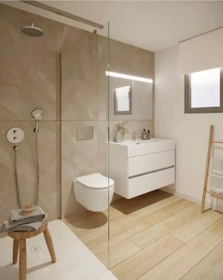 Baño de Apartamento en venta en Marbella con Aire acondicionado, Calefacción y Terraza