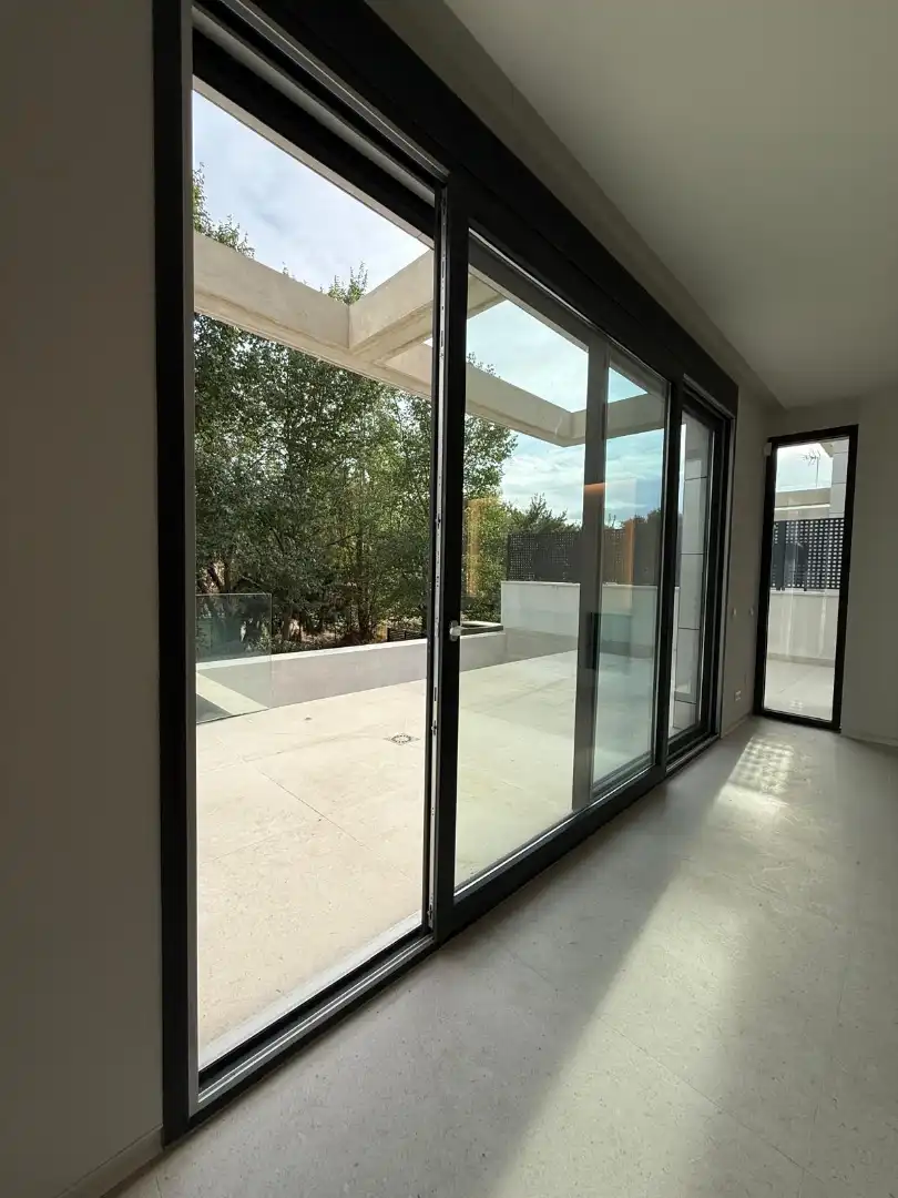 Detached house with pool for sale in Casco Antiguo, imagen 5