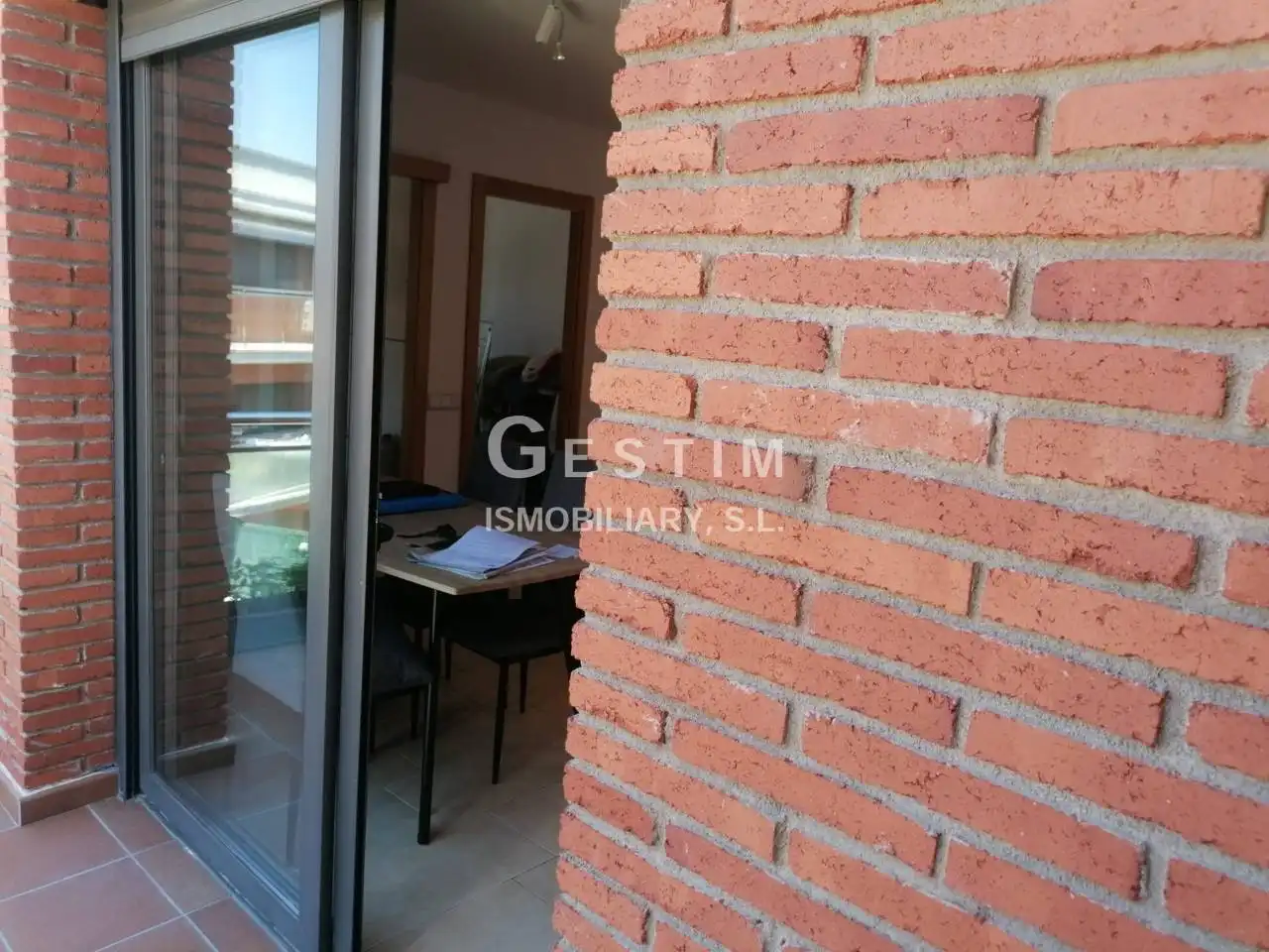 Pis en venda en Roda de Ter amb Calefacció, Balcó i Alarma