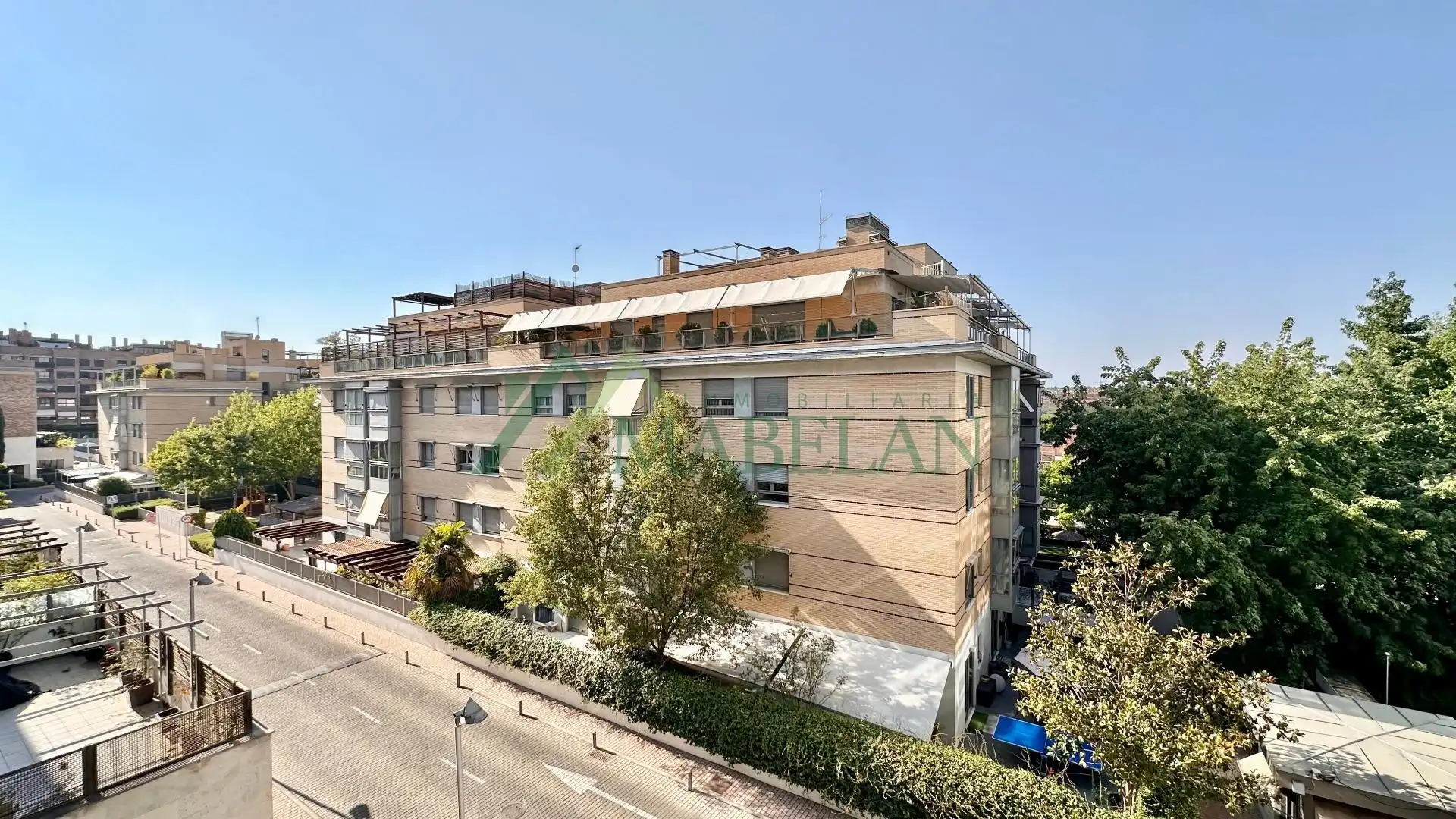 Pis amb piscina de lloguer a Avenida del Talgo